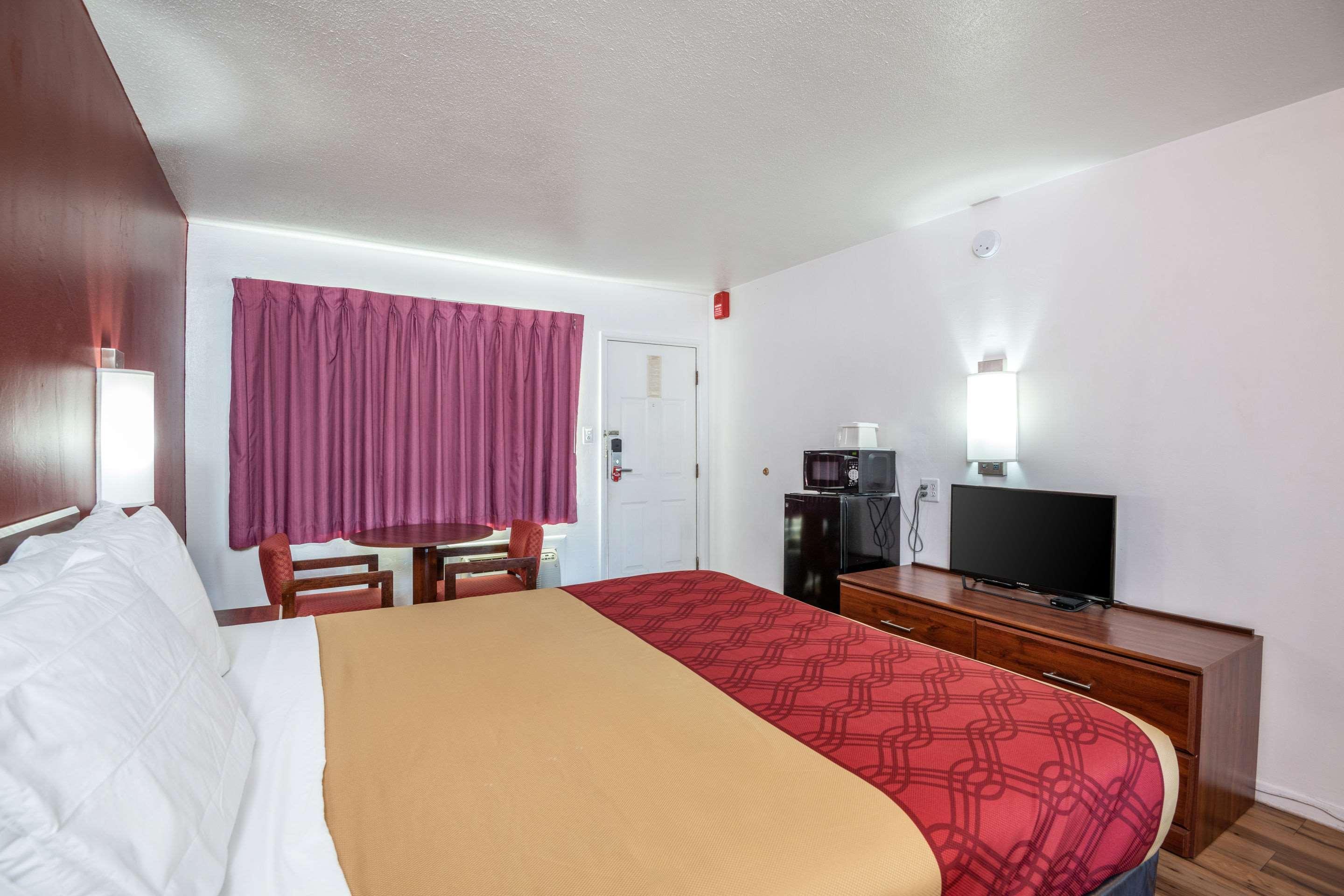 Econo Lodge University Тусон Екстериор снимка