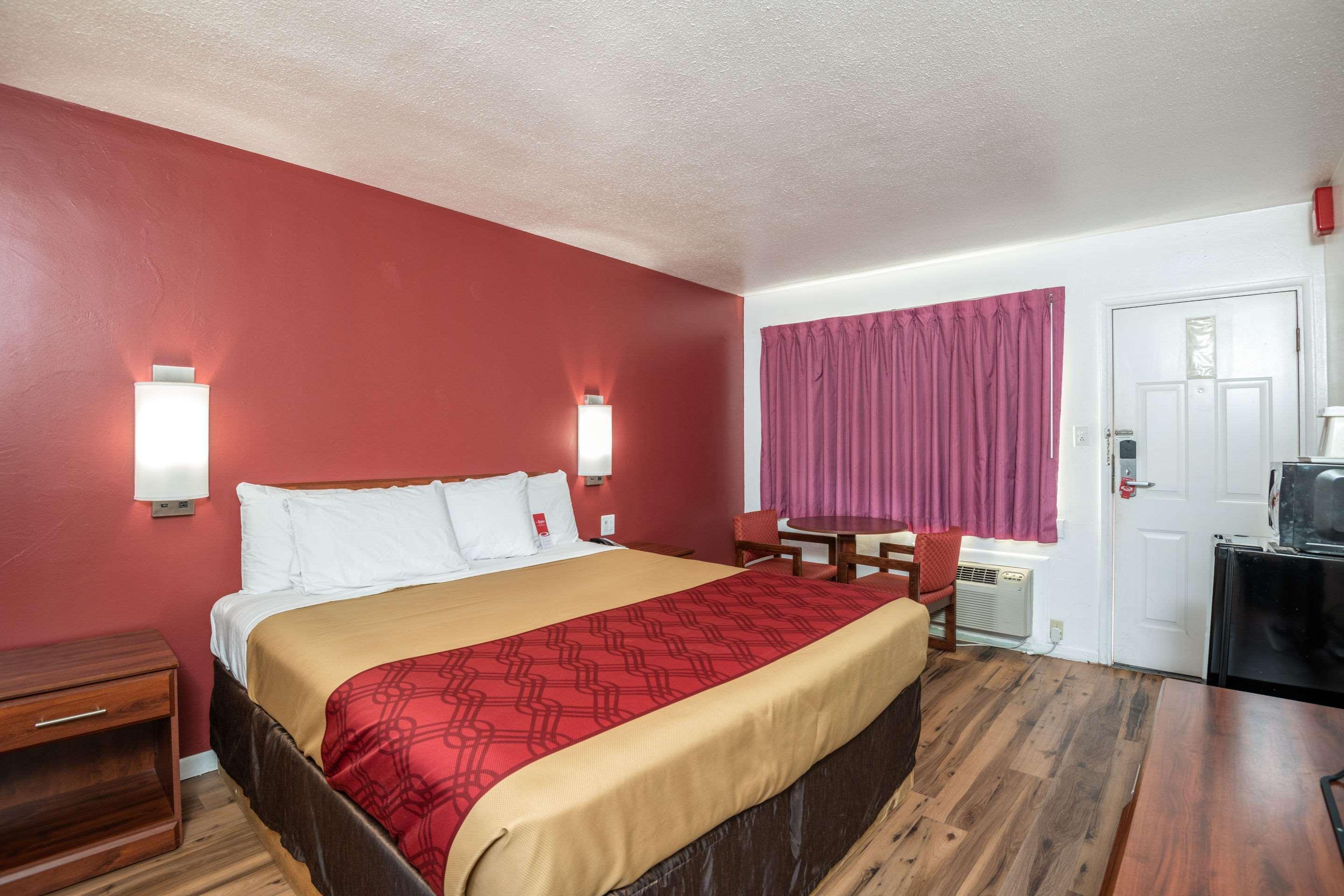 Econo Lodge University Тусон Екстериор снимка