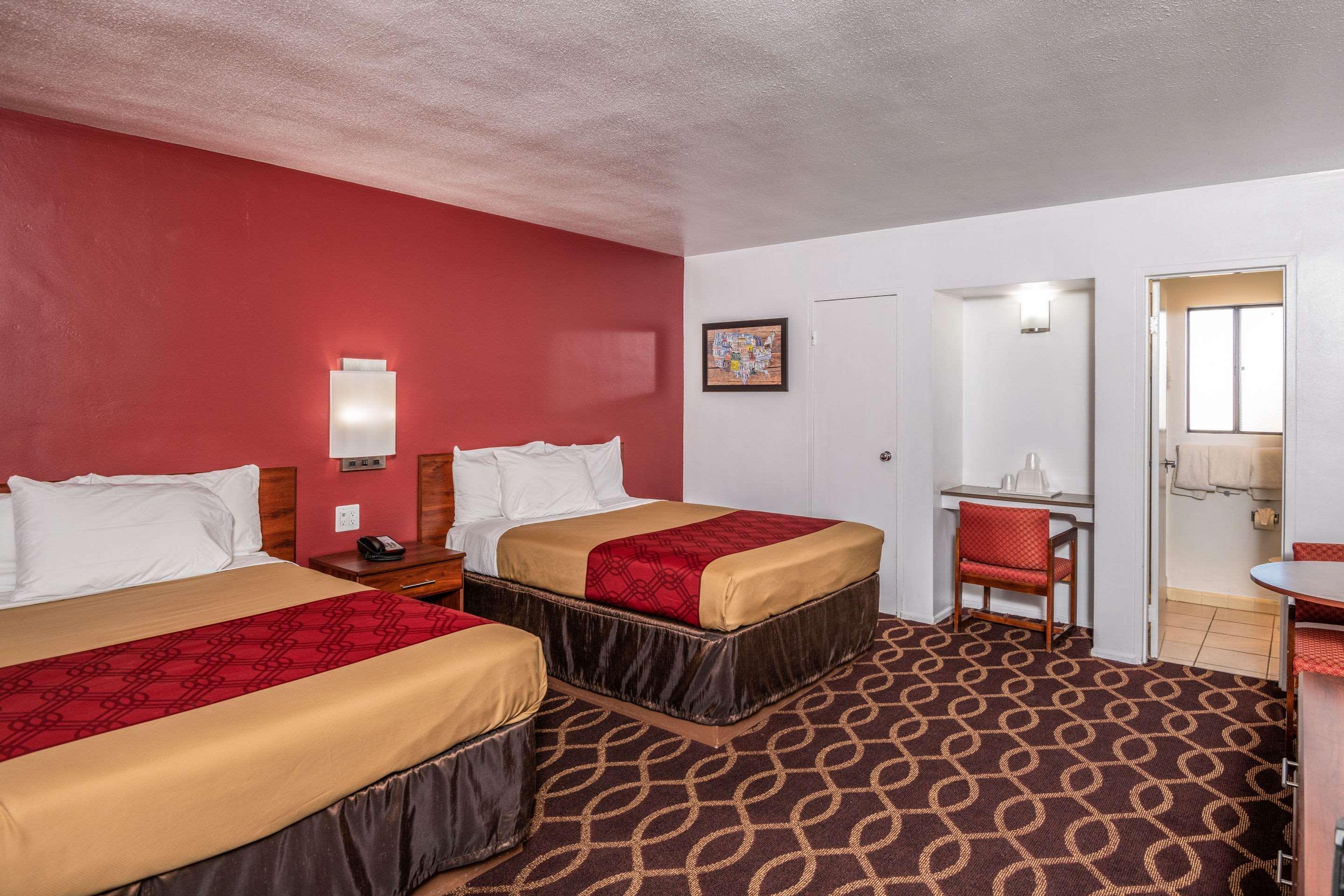 Econo Lodge University Тусон Екстериор снимка