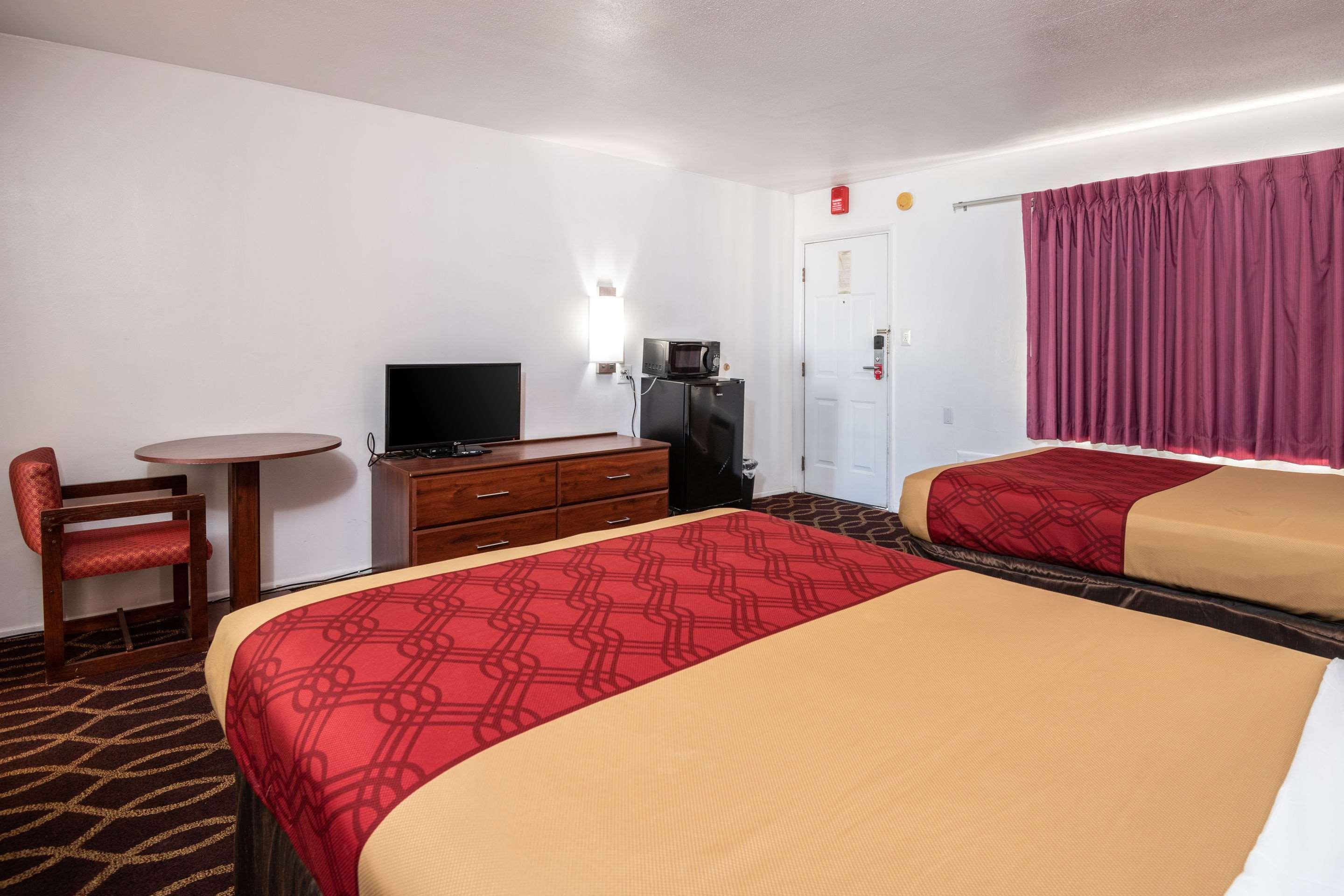 Econo Lodge University Тусон Екстериор снимка