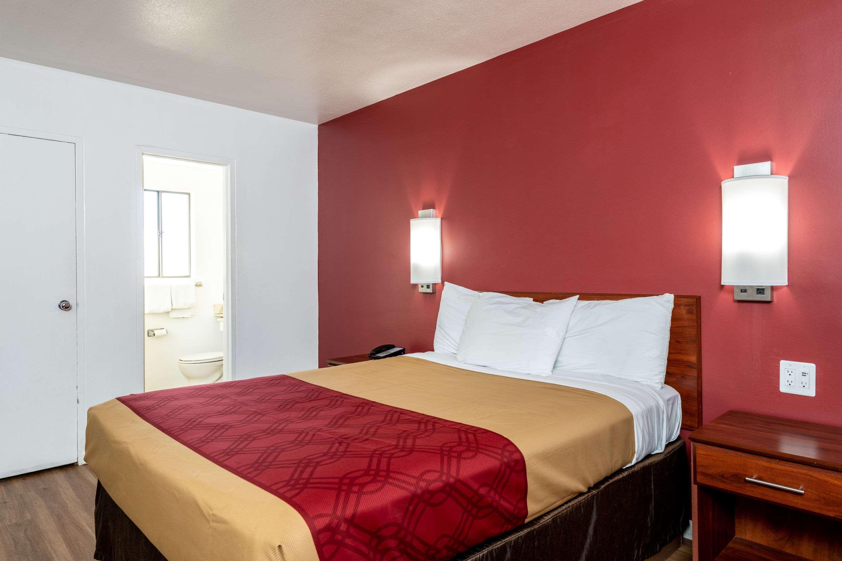 Econo Lodge University Тусон Екстериор снимка